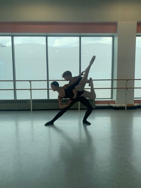 Ballet Partnering Lifts, England School, Ballet Couple, Stretch Exercise, Ballet Stretches, Neural Pathways, Dancer Lifestyle, Flexibility Dance, Ballet Jazz