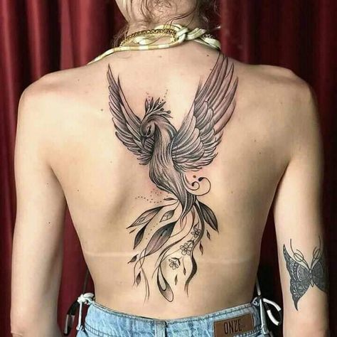 Phoenix Back Tattoo, Tato Phoenix, Phoenix Tattoo Feminine, Phoenix Bird Tattoos, Tato Minimal, Phoenix Tattoo Design, Bird Tattoos, Spine Tattoos For Women, Tatuaje A Color