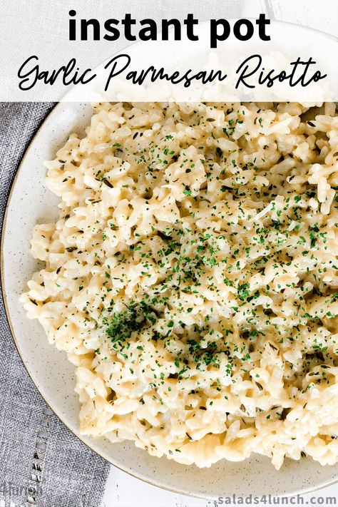 Instant Pot Creamy Garlic Parmesan Risotto is a creamy and flavourful side dish made with arborio rice, parmesan cheese, and garlic! It is so simple to prepare yet turns out like a gourmet dish! #salads4lunch #parmesanrisotto #risottoparmesan #risottorecipe #sidedish Garlic Parmesan Risotto, Italian Rice Dishes, How To Make Risotto, Italian Rice, Parmesan Risotto, Pot Recipes Healthy, Quick Side Dishes, Pot Recipes Easy, Cooking Challenge