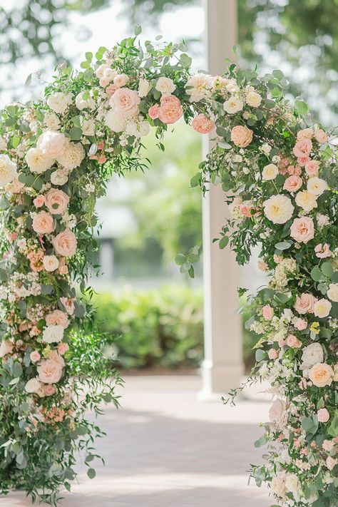 80+ Stunning Ideas for Your Wedding Flower Arch | Matched Hearts Wedding Arch Flower Arrangements, Wedding Flowers Archway, Wedding Florals Arch, Wedding Flower Arrangements Arch, Wedding Flower Arches, Flower Alter, Wedding Flower Archway, Wedding Ceremony Floral Arch, Arbor Flowers