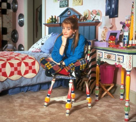 90s Interior Design, Clarissa Explains It All, 90s Interior, 90s Teen, Melissa Joan Hart, 90s Girl, 90s Baby, Stars Then And Now, Tv Characters