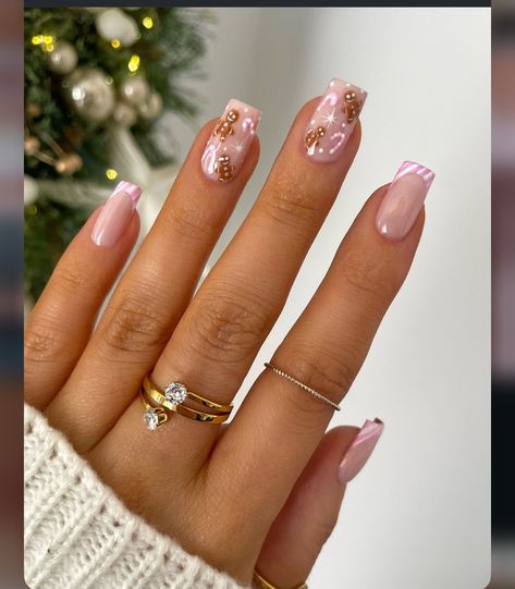 Pink Christmas Nails, Holiday Acrylic Nails, Nail Art Noel, Christmas Nail Ideas, Pinterest App, Cute Christmas Nails, Winter Nails Acrylic, Christmas Nails Easy, Summery Nails