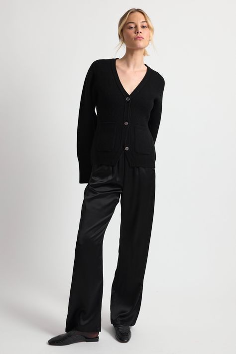 Silk Pants Black Silk Trousers, Black Silk Pants Outfit, Silk Pants Outfit, Black Silk Pants, House Items, Contemporary Wardrobe, Sophisticated Look, Tie Shirt, Silk Trousers