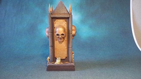 Tiny mausoleum - Inspired by the wonderful piece by Rob Hawkins, this one is 1 square inch, to be used in my own cemetery. Dungeon Ideas, Big Battle, Building Games, Table Tops, Candle Sconces, Cemetery, Halloween Crafts, Table Top, Wall Lights