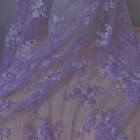 Isabela Madrigal Encanto, Aesthetic Fabric, Jackie Lynn Thomas, Isabela Madrigal, Fabric Clothes, Violet Aesthetic, Purple Vibe, Lavender Aesthetic, Floating Lights