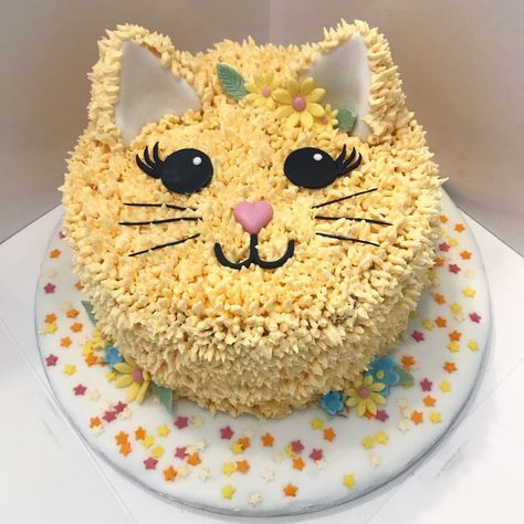 3 layer whole orange gluten free cake for girl’s 4th birthday cake Cat Face Cake, Birthday Cake Kids Boys, Cat Cakes, Birthday Cake For Cat, Face Cake, Animal Birthday Cakes, Cake Kids, Birthday Cakes For Women, Cat Birthday Party