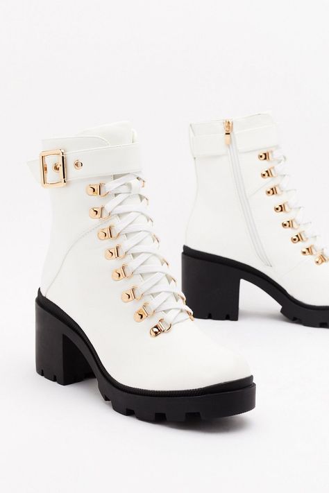 Boot Fits, Dr Shoes, Cute Shoes Heels, Kawaii Shoes, Boots For Short Women, White Leather Sneakers, Fancy Shoes, Shop Clothes, Leather Lace Up Boots