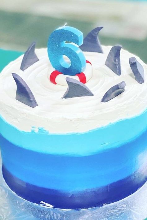 Water Themed Birthday Party Cake, Jaw Some Birthday, Shark Bday Cake, Shark Fin Cake, Outdoor Shark Birthday Party, Shark Party Cake, Shark Cake Diy, Shark Boy And Lava Girl Birthday Party, Jaws Themed Birthday Party