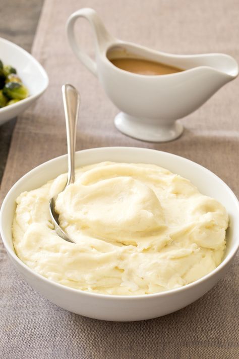 Make-Ahead Mashed Potatoes: “I've never had compliments of my mashed potatoes before, well - this recipe got me many! One of the first compliments was that they were so good, they didn't need gravy!” -Sally R. Mashed Potatoes And Gravy, Make Ahead Mashed Potatoes, Potatoes And Gravy, Classic Mashed Potatoes, Kitchen Aid Recipes, Mixer Recipes, Mashed Potato Recipes, Thanksgiving Side, Book Room