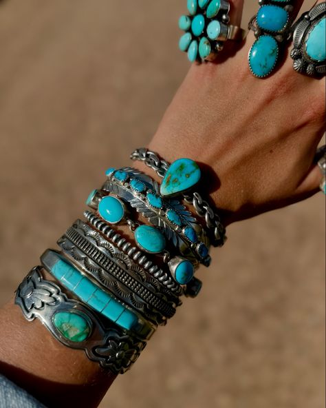 🍭 ARM CANDY🍭 Shop our carefully curated collection of genuine turquoise and sterling silver jewelry. Native made and southwestern inspired pieces for the wild and western! Link in Bio 🫶 WWW.LALOMACO.COM #lalomaco #WesternFashion #WesternStyle #CowgirlChic #CowgirlStyle #WesternVibes #TurquoiseJewelry #TurquoiseRings #TurquoiseLover #TurquoiseObsessed #WesternJewelry #southwesternjewelry #StatementJewelry #HandcraftedJewelry #ArtisanJewelry #JewelryAddict #CowgirlJewelry #TurquoiseAndSilve... Tourqouis Jewelry, Trendy Hand-strung Turquoise Jewelry, Turquoise Western Style Summer Jewelry, Luxury Southwestern Turquoise Jewelry, Western Tourqiuse Jewelry, Cowgirl Jewelry, Cowgirl Chic, Southwestern Jewelry, Western Jewelry