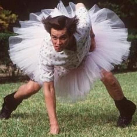 Ace Ventura tutu Ace Ventura, A Man