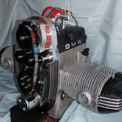 Bmw Airhead, Bmw Bike, Classic Bmw, Yamaha Bikes, Electric Motors, Bmw Motorcycles, Motorcycle Engine, Electric Motor, Spare Parts