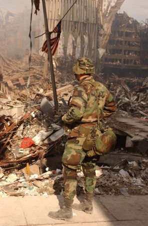 9-11 and ground zero - Never Forget Special Forces Gear, Military Images, Military Photography, Military Wallpaper, Tactical Gear Loadout, Ground Zero, Military Pictures, Military Soldiers, Us Soldiers