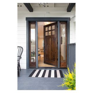 Walnut Creek Modern Farmhouse (Larkey Park) - Farmhouse - Entry - San Francisco - by The Home Co. | Houzz Home Front Door Ideas, Walnut Front Door, Front Door Modern, Wooden Front Door, Craftsman Front Doors, Wooden Door Entrance, Front Door Ideas, Home Front Door, Door And Window Design