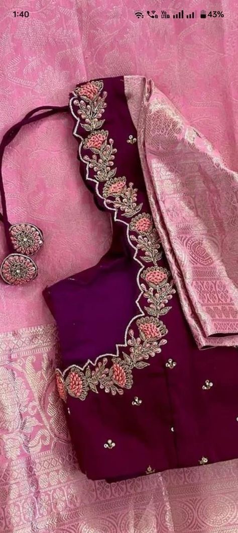 Saree Blouse Thread Work Designs, Muggum Work Blouse Designs Bridal Simple, Trendy Aari Blouse Designs, Latest Blouse Maggam Work Designs, Blouse Hand Models Latest, Simple And Unique Aari Blouse Design, Thread Work For Blouse, Designer Saree Blouse Patterns Latest, Latest Maggam Blouse Designs