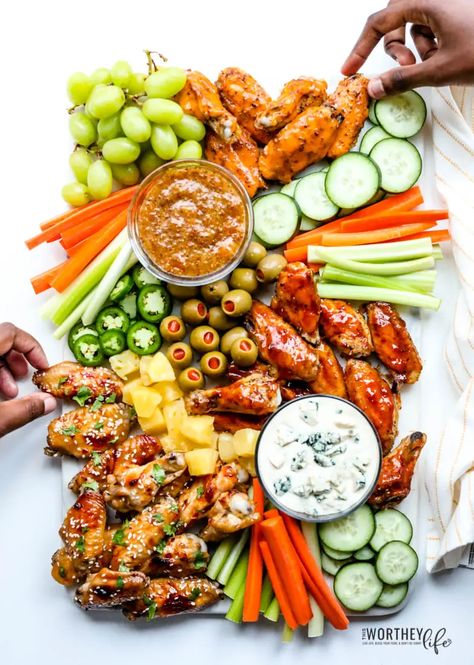 Food Board Ideas For Every Occasion - The Cards We Drew Super Bowl Party Food Wings, Fun Grazing Board, Charcuterie Board With Chicken Wings, Game Day Platter, Chicken Wings Board, Game Day Board, Healthy Grazing Board, Grazing Board For Two, Charcuterie Board Game Day