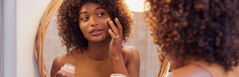 Noticing itchy, dry patches on your face that won’t go away? Here’s everything you need to know about what causes dry skin on your face and how to treat them. Skin Issues On Face, Itchy Body, Warts On Face, Face Care Routine, Dry Itchy Skin, Dry Skin Patches, Itchy Skin, Skin Issues, Skin Tips