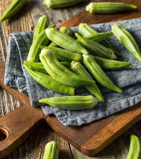 Okra: Top 7 Benefits + Nutrition Facts Health Benefits Of Okra, Sauteed Okra, Okra Benefits, Roasted Okra, Okra Recipes, Creole Recipes, Fiber Rich Foods, High Fiber Foods, Fiber Foods