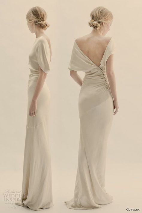 Cortana Wedding Dresses | Wedding Inspirasi Wedding Dresses Backless Fitted, Trendy Wedding Dresses, Beauty Dress, Vestidos Vintage, New Wedding Dresses, Backless Wedding Dress, White Dresses, Moda Vintage, Short Wedding Dress