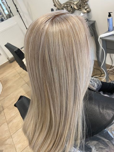 Ashy Blonde Balayage On Blonde Hair, Cold Ash Blonde Hair, Dusky Blonde Hair, Ashy Blonde Full Highlights, Cooler Toned Blonde Hair, Single Color Blonde Hair, Full Head Ash Blonde Highlights, Lived In Champagne Blonde, Cold Tone Blonde Hair