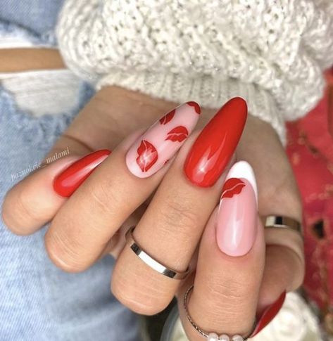 Valentine's Day Nail Designs Red, Nails With Kisses, Subtle Valentines Nails, Easy Valentines Nails, Valentines Day Nails Simple, Nail Art Valentines Day, Nail Art Valentines, Valentines Day Nails Acrylic, Cute Red Nails