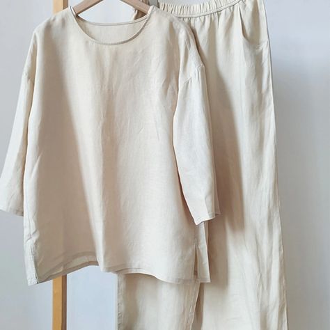 Hemp Clothes, Hemp Clothing, Pyjama Sets, Natural Lifestyle, Fabric Suppliers, Home Wear, Clothing Material, Womens Pyjama Sets, Shop Interior Design