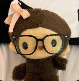 Plushie Icons Aesthetic, Cute Pfp With Glasses, Apple Icon Aesthetic, Plushie Icon, Plushie Pfp, Pfp Glasses, Animals With Glasses, Glasses Pfp, Hannah Kae