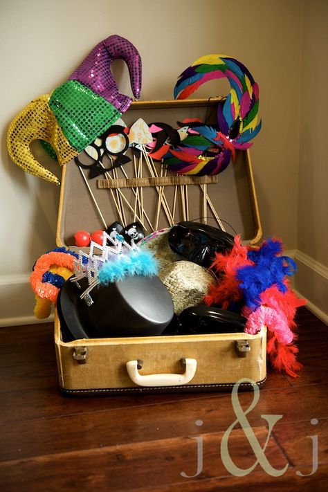 Great idea for photo booth props.... I like the tabs they added to the suitcase lid to hold the sticks. Booth Backdrops, Wedding Photography Props, Diy Photo Booth, Wedding Photo Booth, Wedding Props, Destination Wedding Planning, Slumber Parties, Photo Booth Props, Party Planner