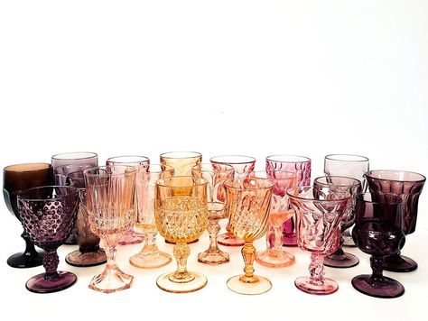 VINTAGE GLASSWARE Glasses For Wedding, Wedding Goblets, Styling Business, Glassware Wedding, Wedding Glassware, Vintage Goblets, Boho 70s, 70s House, 70s Home