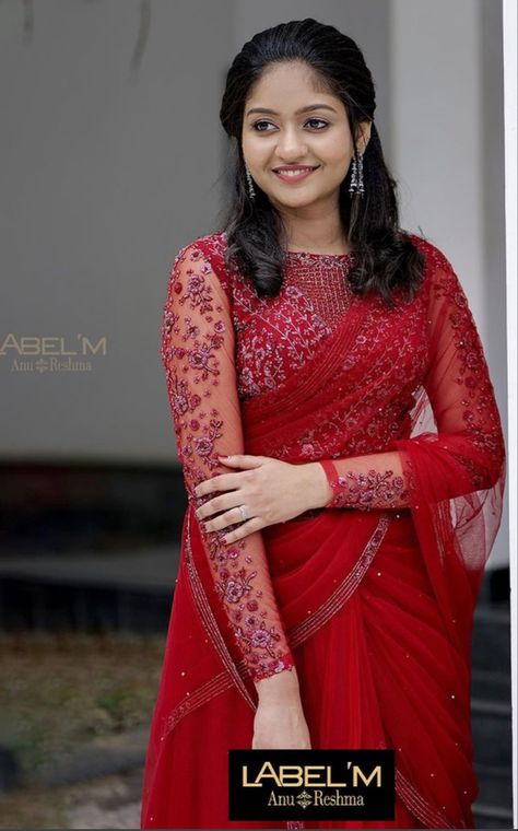 Red Fancy Saree Blouse Designs, Half Saree Designs For Marriage, Lehenga Designs Trendy, Lehanga Designs Latest For Reception, Blouse Designs For Bride Indian Weddings, Red Net Saree Blouse Design, Reception Saree For Bride Indian, Net Half Saree, Work Sarees Party Wear