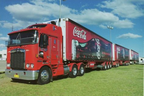 Kenworth - Coca Cola, Australian road train. "Coke adds life" Teamsters Union, Heavy Haul, Truck Transport, Rv Truck, Train Truck, Custom Big Rigs, Road Train, Freight Truck, Air Raid