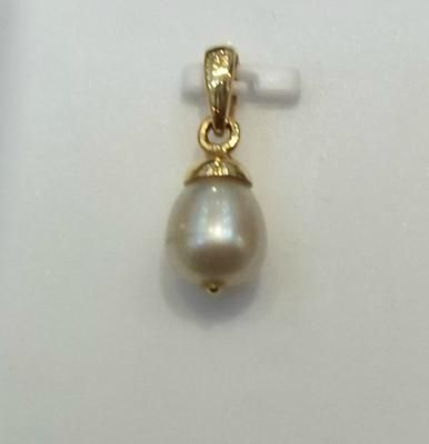 Natural Basra Pearl Drop Pendant - http://www.karipearls.com/natural-basra-pearl-drop-pendant.html Basra Pearls, Ganesh Pendant, Pearl Drop Pendant, Mineral Jewelry, Gold Jewelry Simple Necklace, Gold Pendant Jewelry, Gold Jewelry Simple, Real Pearls, Pearl Jewellery Earrings