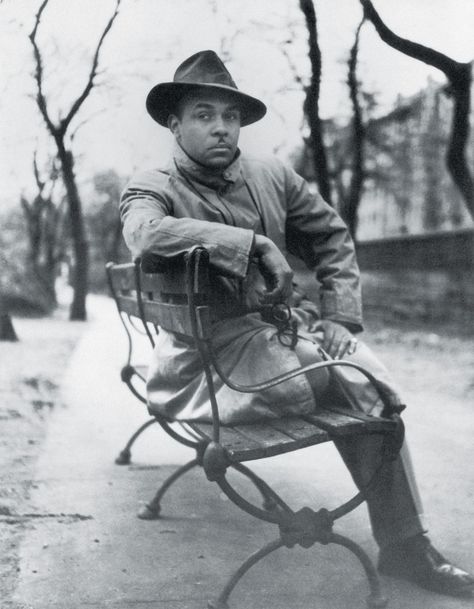 Ralph Ellison, New York, 1948. Gordon Parks Photography, Ralph Ellison, Gordon Parks, Litho Print, Classic Portraits, East Lansing, New York Photos, Foto Art, Museum Exhibition