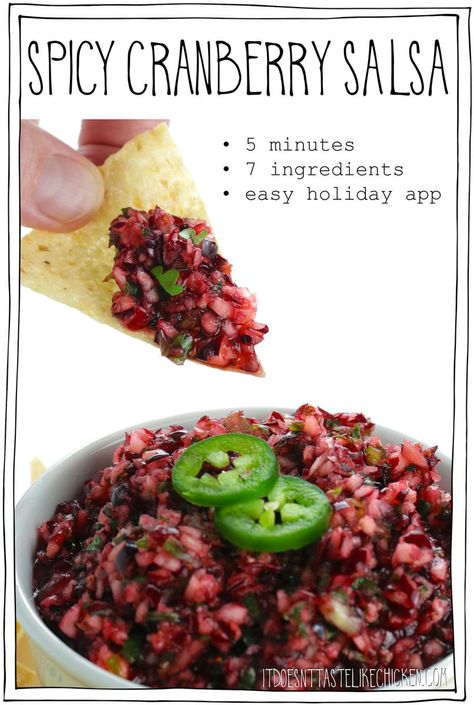 Spicy Cranberry Salsa Vegetarian Christmas Recipes, Cranberry Salsa, Holiday Appetizers Easy, Vegan Christmas Recipes, Vegan Thanksgiving Recipes, Thanksgiving Appetizers, Vegan Thanksgiving, Cream Cheese Recipes, Vegan Appetizers