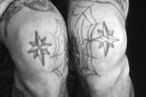 12 Russian prison tattoos and their meanings Russian Knee Tattoo, Stars On Knees Tattoo, Russian Star Tattoo, Prison Tattoo Meanings, Tattoos Stars, Russian Prison Tattoos, Tattoo Mafia, Star Tattoo Meaning, Gang Tattoos