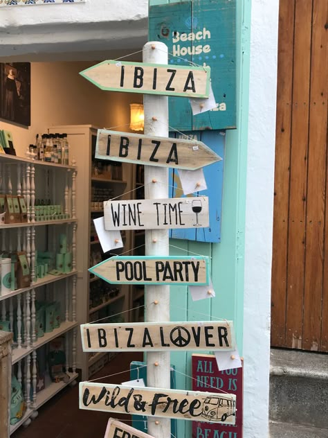 Ibiza Garden Party, Ibiza Party Ideas, Ibiza Birthday Party, Ibiza Party Decorations, Ibiza Party Aesthetic, Ibiza Themed Party, Ibiza Pool Party, Ibiza Aesthetic, Ibiza Garden