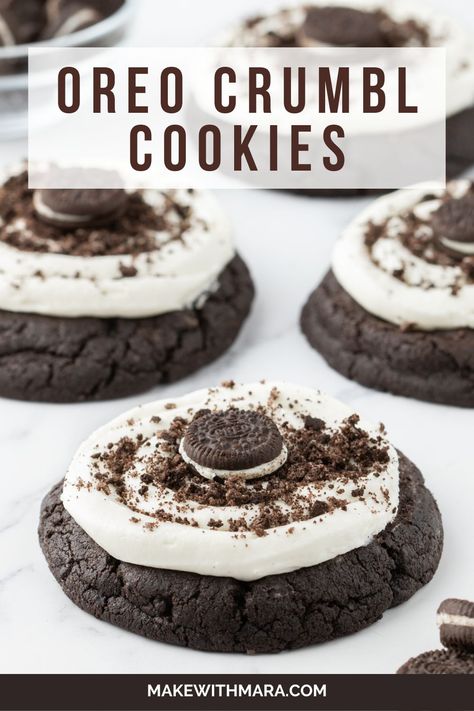 Soft Oreo Cheesecake Cookies, Oreo Crunch Cookies, Crumble Oreo Cookie Copycat, Oreo Crumbl Cookie Recipe, Oreo Crumble Cookies, Crumbl Cookies Chocolate, Family Deserts, Cookie Copycat Recipes, Crumble Cookies Recipe