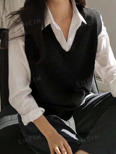 Vest Outfit Women, Sweater Vest Outfit, Sweater Vest Women, Vest Outfits, Looks Chic, 가을 패션, Professional Outfits, Business Casual Outfits, Casual Style Outfits