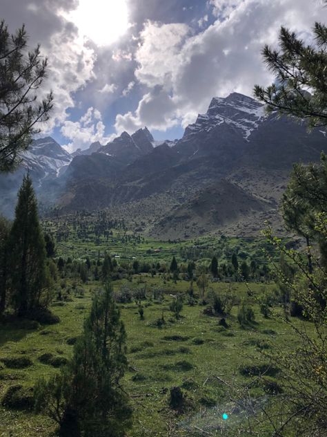 Skardu Aesthetic, Kashmir Pakistan Aesthetic, Basho Valley, Skardu Pakistan, Kashmir Valley Beautiful, Muree Pakistan Beautiful, Pakistan Mountains, Gurez Valley Kashmir, Mountains Of Pakistan