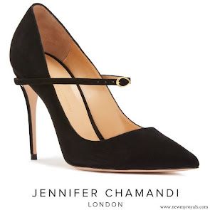 Jennifer Chamandi Lorenzo Black Suede pumps Jennifer Chamandi, Prins Harry, Principe Harry, Queen Rania, Brandon Maxwell, National Cemetery, Black Suede Pumps, Silk Jacket, Suede Pumps