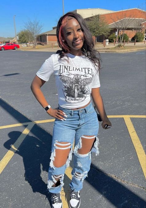 Boack Girl Outfit Ideas, Outfits From Shein Baddie, Cute Girl Outfits Black Women, Baddie Outfit For School, 15 Birthday Outfit Ideas Summer, Picture Day Outfit Black Women, Panda Dunk Outfit Ideas, Teenager Outfits Black Girls Style, Cute School Outfits Black Women