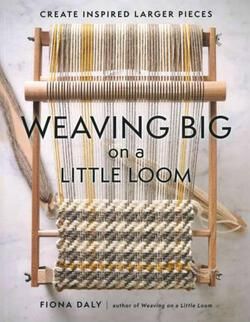 Loom Weaving Projects, Weaving Book, Weaving Loom Projects, Rigid Heddle Weaving, Weaving Tutorial, Heddle Loom, Crochet Supplies, Sustainable Textiles, Weaving Projects