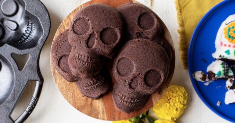 Lodge Cast Iron Recipes, Mexican Chocolate Cake, Skull Cake Pan, Skull Cake, Mini Cake Pans, Mexican Chocolate, Lodge Cast Iron, Cast Iron Recipes, Cast Iron Cooking