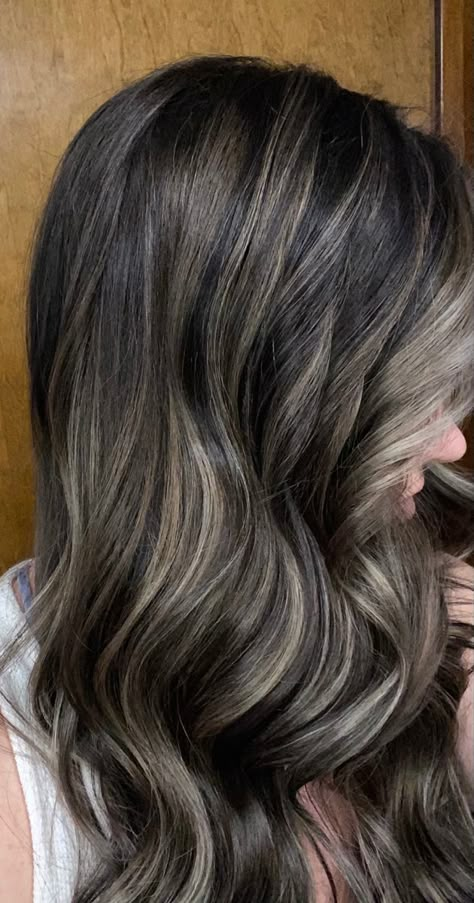 Brunette With Blonde Highlights Balayage, Ashy Brunette, Brunette With Blonde, Blonde Highlights Balayage, Teasy Lights, Hairstyle 2023, Brunette With Blonde Highlights, Black Hair Balayage, Highlights Balayage