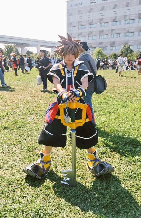 Sora Kh2, Sora Cosplay, Sora Kh, Kingdom Hearts Cosplay, Kingdom Hearts 1, Kingdom Hearts Wallpaper, Kingdom Hearts Characters, Kingdom Hearts Fanart, Sora Kingdom Hearts