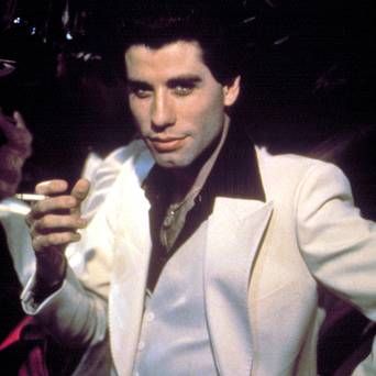 John Travolta as Tony Manero in Saturday Night Fever. Tony Manero, Famous People Celebrities, Saturday Night Fever, Night Fever, You Are Cute, John Travolta, Attractive People, Pulp Fiction, Kind Heart