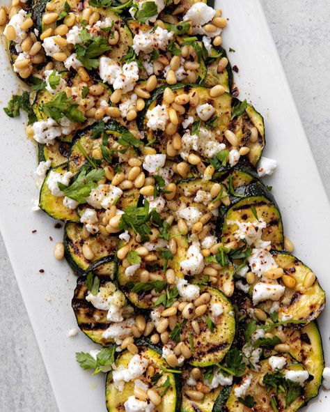 Lemon Grilled Zucchini — Kale Me Maybe Grilled Zucchini Recipes, Fried Zucchini Recipes, Lemon Zucchini, Vegan Grilling, Zucchini Salad, Healthy Vegetable Recipes, Bbq Ideas, Kale Recipes, Baked Vegetables