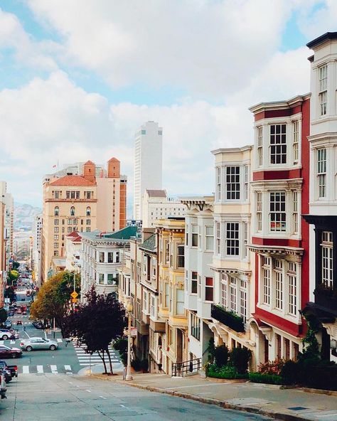 nob hill #sanfrancisco #nobhill #california San Francisco Travel, Destination Voyage, City Street, Pretty Places, Travel Inspo, Antelope Canyon, Travel Around The World, Travel Usa, Travel Dreams