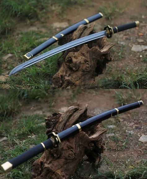 Guerriero Samurai, Tactical Swords, Types Of Swords, Pretty Knives, Aztec Warrior, Cool Swords, Cool Knives, Samurai Swords, Catania