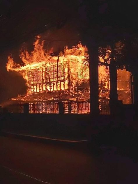 Mansion On Fire, Wagyu Objectified, Core Pfp, Burning Tree, Building On Fire, Fire Aesthetic, White Mansion, House On Fire, Burning House